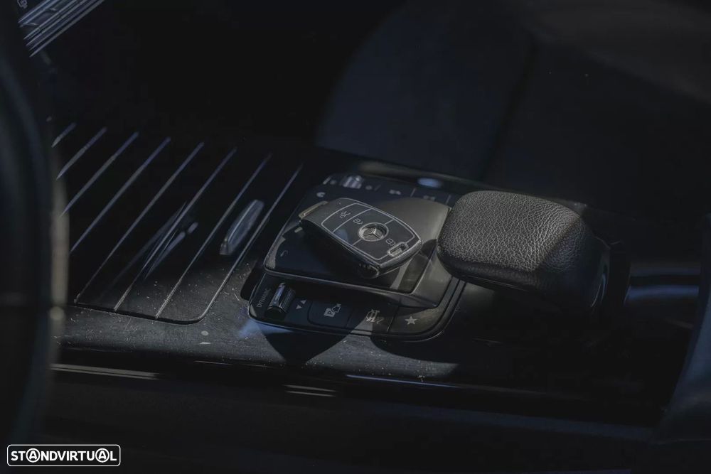 Mercedes-Benz CLA 250 e - 21