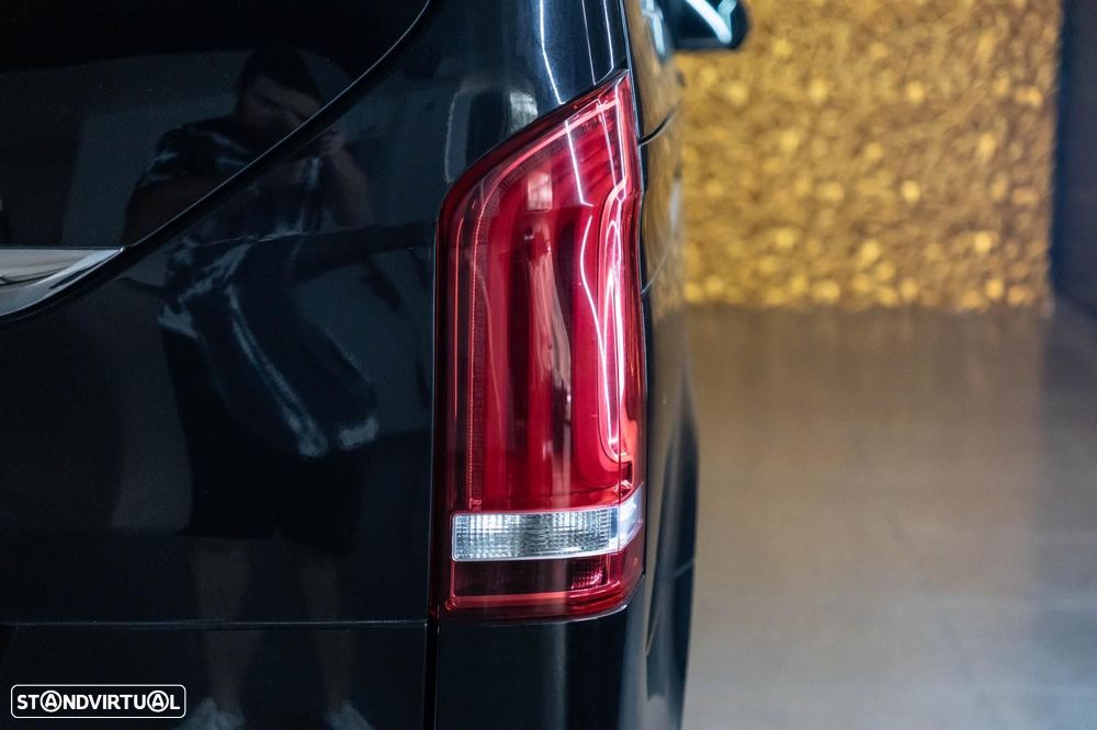 Mercedes-Benz V 250 d - 21