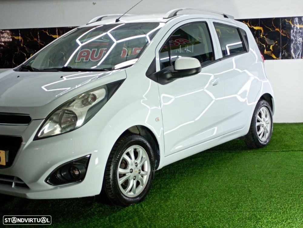 Chevrolet Spark 1.0 L Bi-Fuel - 2
