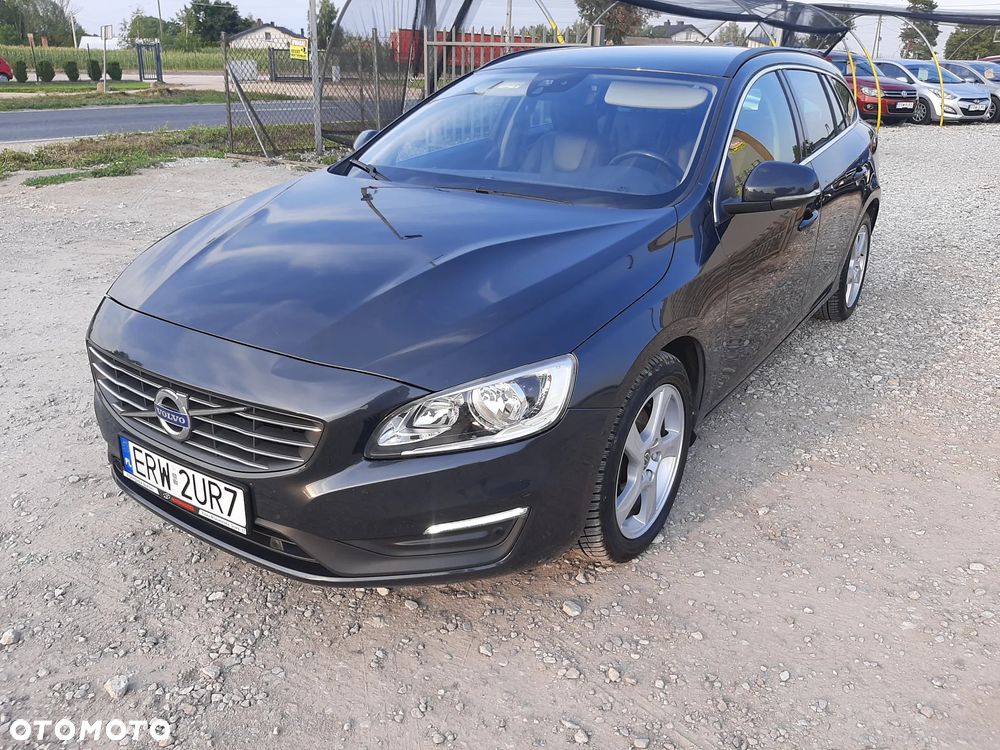 Volvo V60 D3 Geartronic Summum - 3