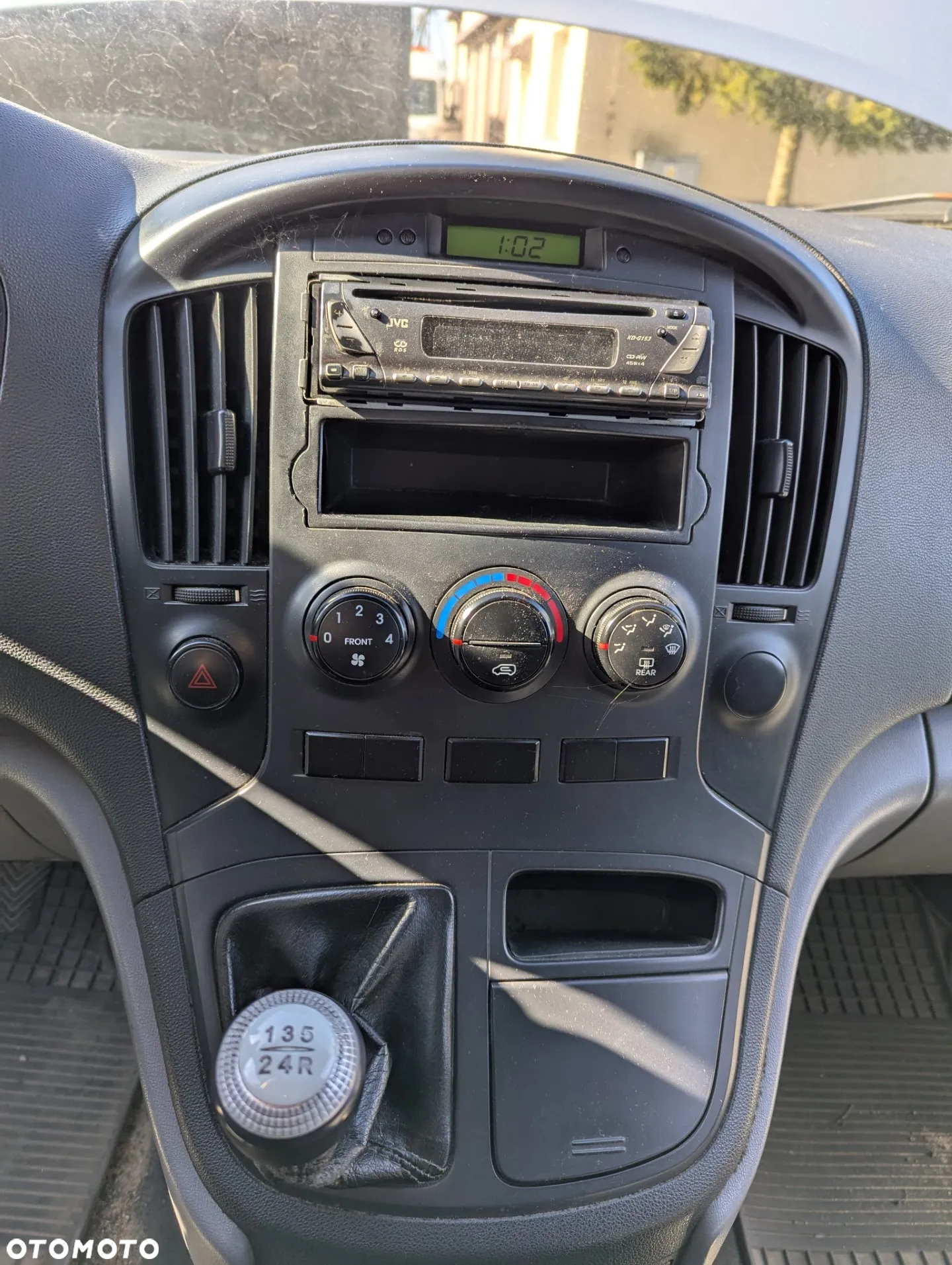Hyundai H1 - 10