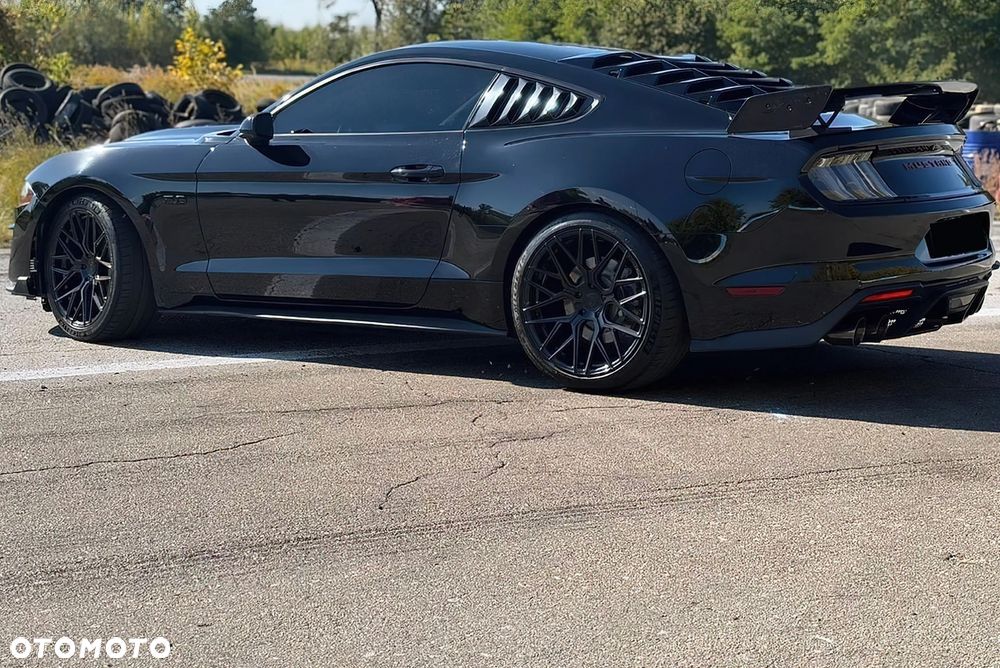 Ford Mustang - 3