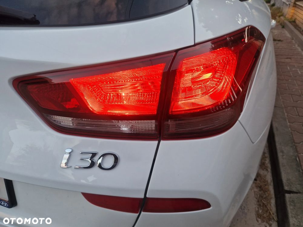 Hyundai i30 - 13