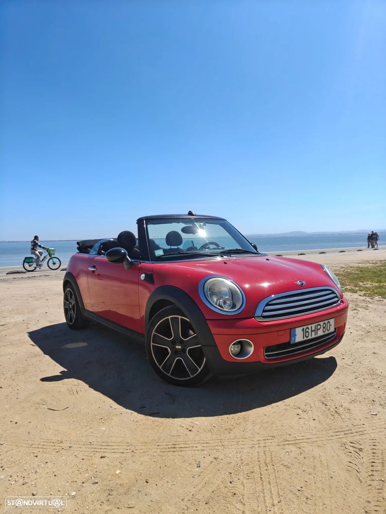 MINI Cabrio - 1