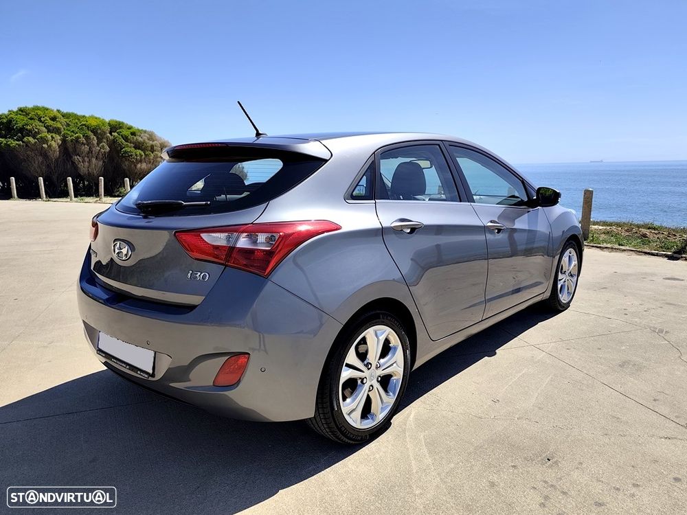 Hyundai i30 1.6 CRDI STyle J17 - 5
