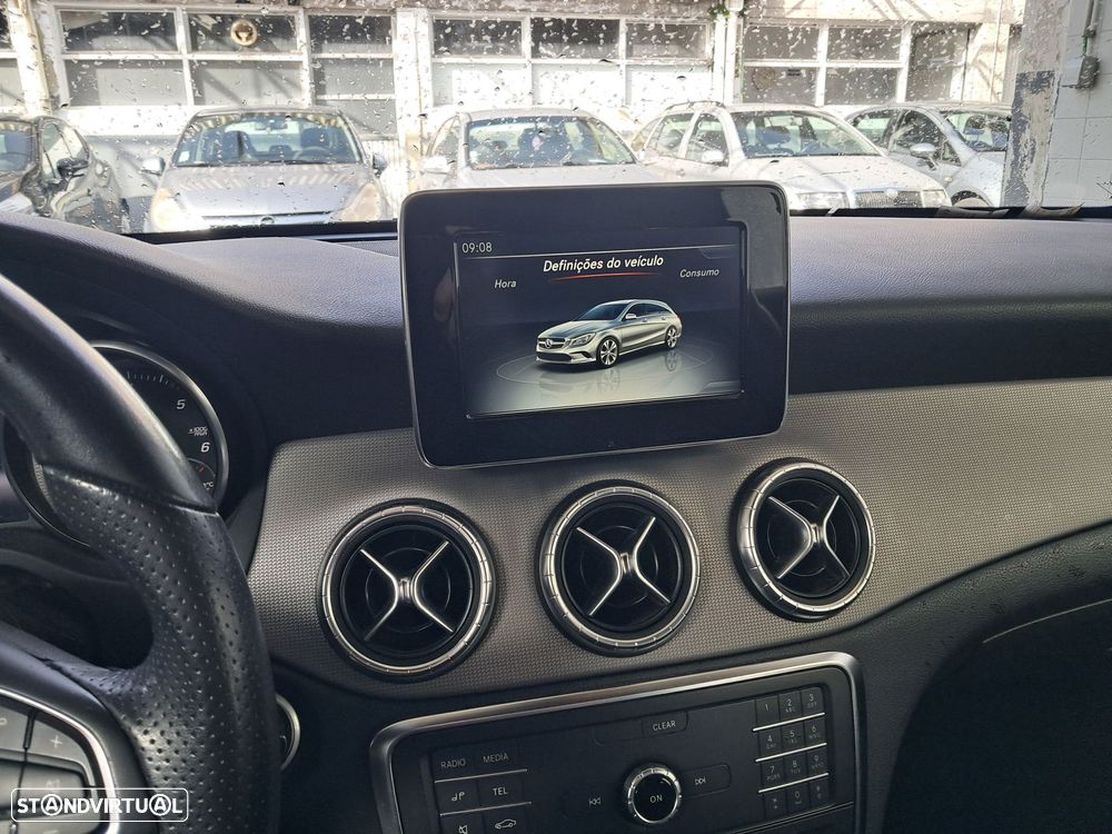 Mercedes-Benz CLA 180 d Shooting Brake - 7