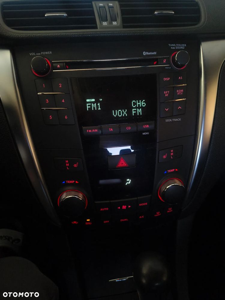 Suzuki Kizashi 2.4 4x4 CVT Sport - 9