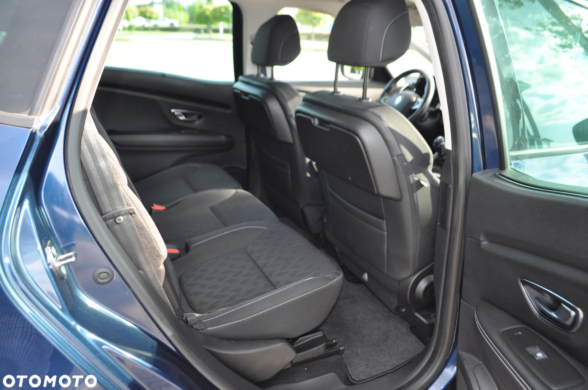 Renault Scenic TCe 140 GPF LIMITED - 18