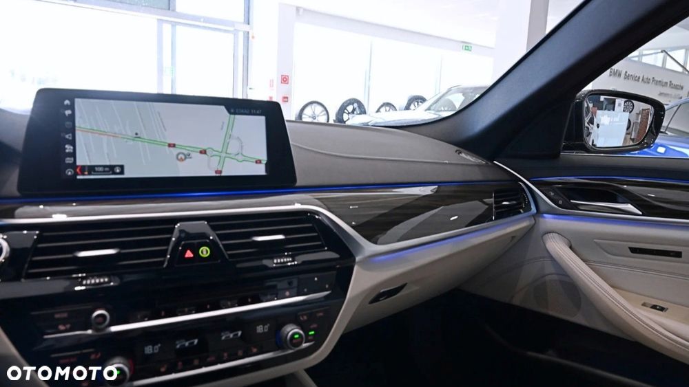 BMW Seria 5 520d Luxury Line - 8