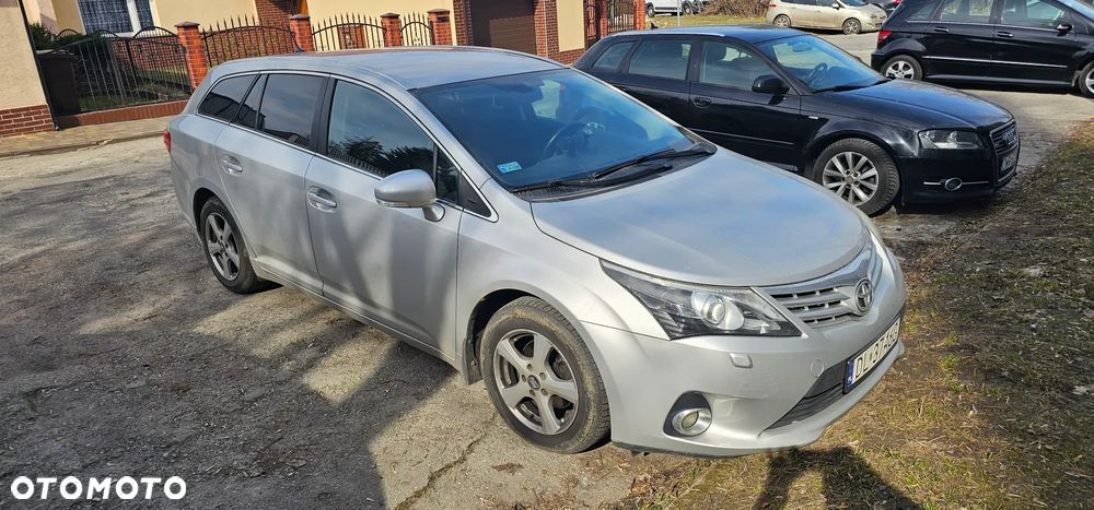 Toyota Avensis 2.0 D-4D Sol - 10