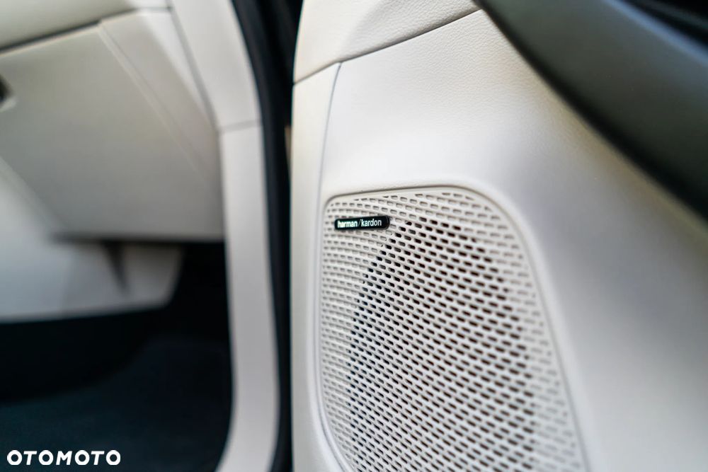 Chrysler Pacifica - 19