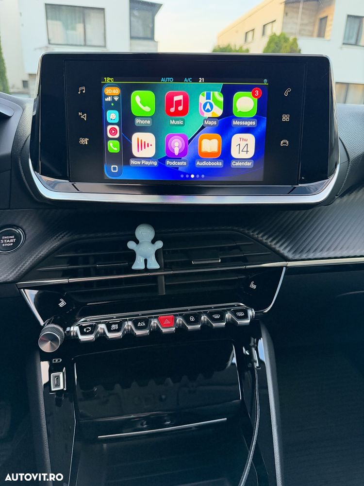 Peugeot 208 e-208 Allure - 17