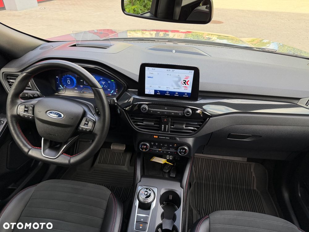Ford Kuga 2.5 Duratec FHEV 4x4 ST-LINE X - 28
