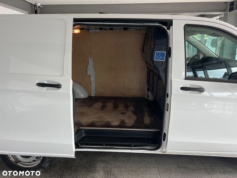 Mercedes-Benz Vito - 17