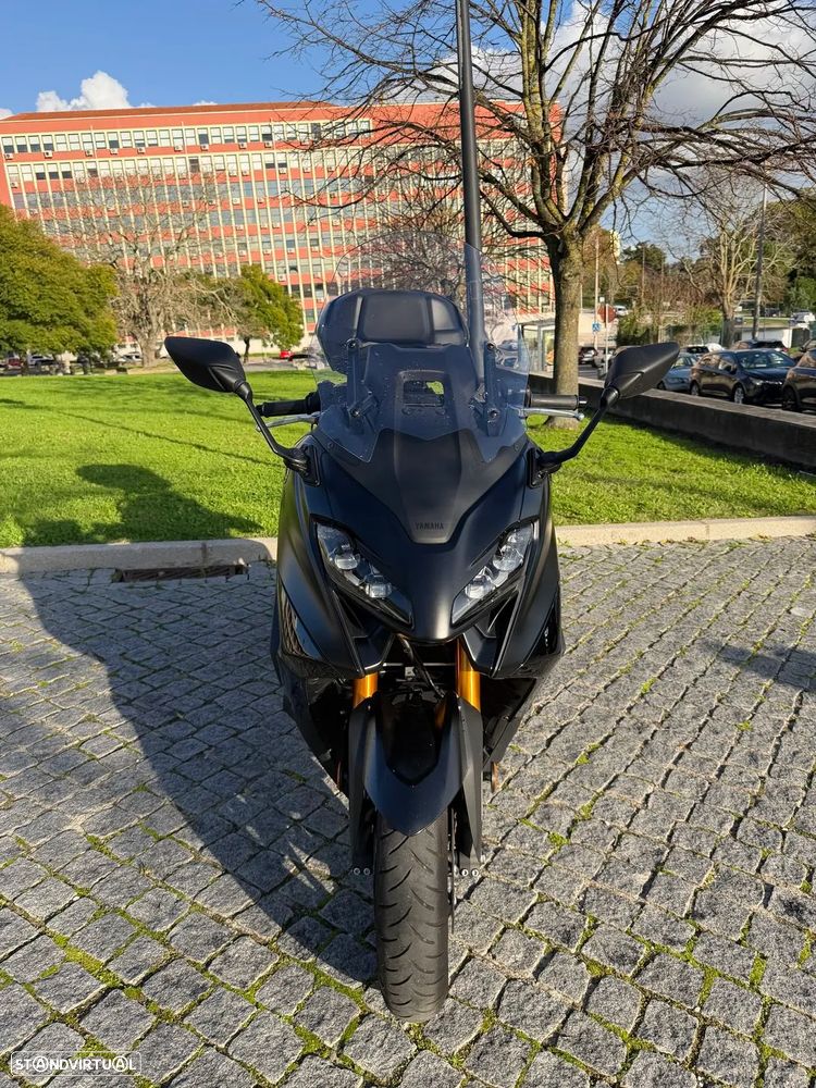 Yamaha TMAX TechMax - 1