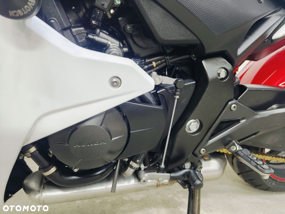 Honda CBR - 25