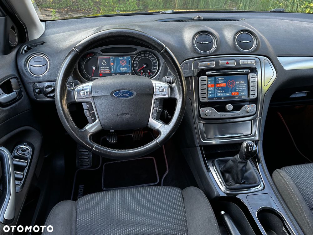 Ford Mondeo 2.0 Titanium - 23