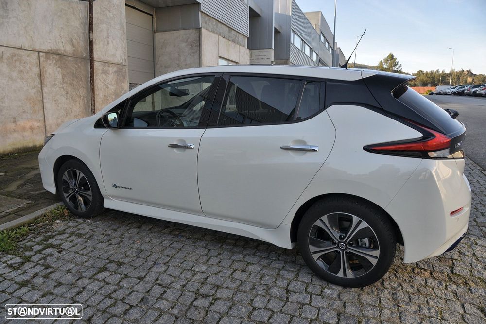 Nissan Leaf - 5