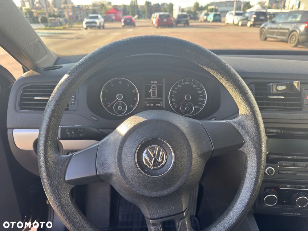 Volkswagen Jetta 1.4 TSI Trendline - 6