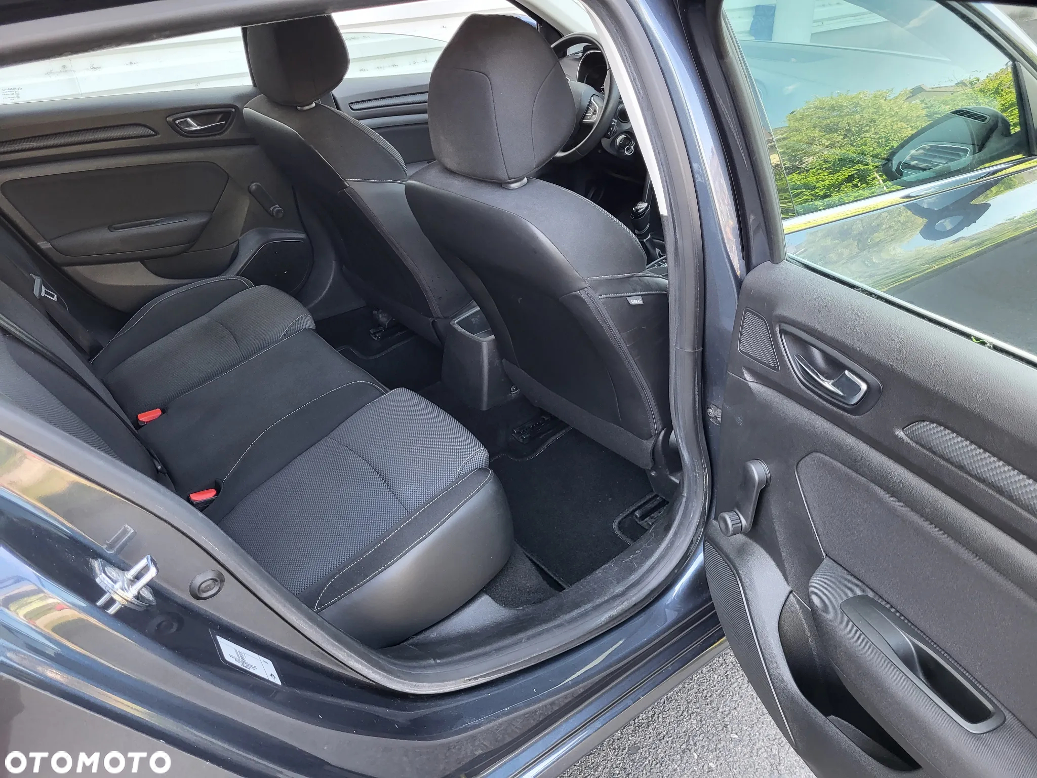Renault Megane ENERGY TCe 100 LIFE - 15