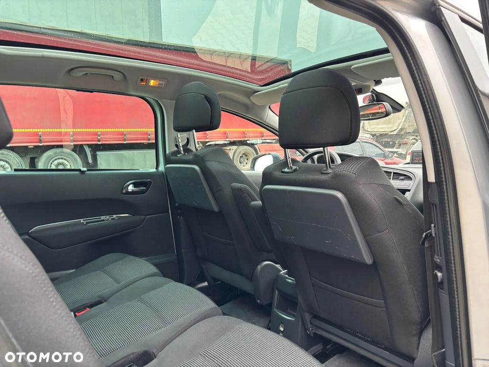 Peugeot 5008 HDI 150 Business-Line - 10