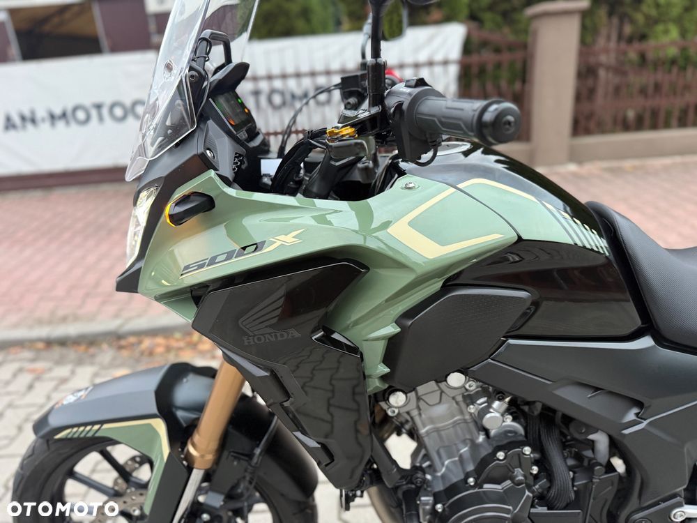 Honda CB - 23