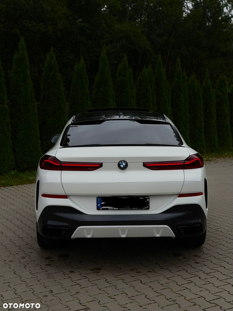 BMW X6 - 10