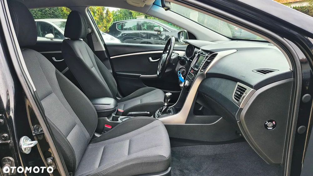 Hyundai i30 1.6 GDI BlueDrive Premium - 37