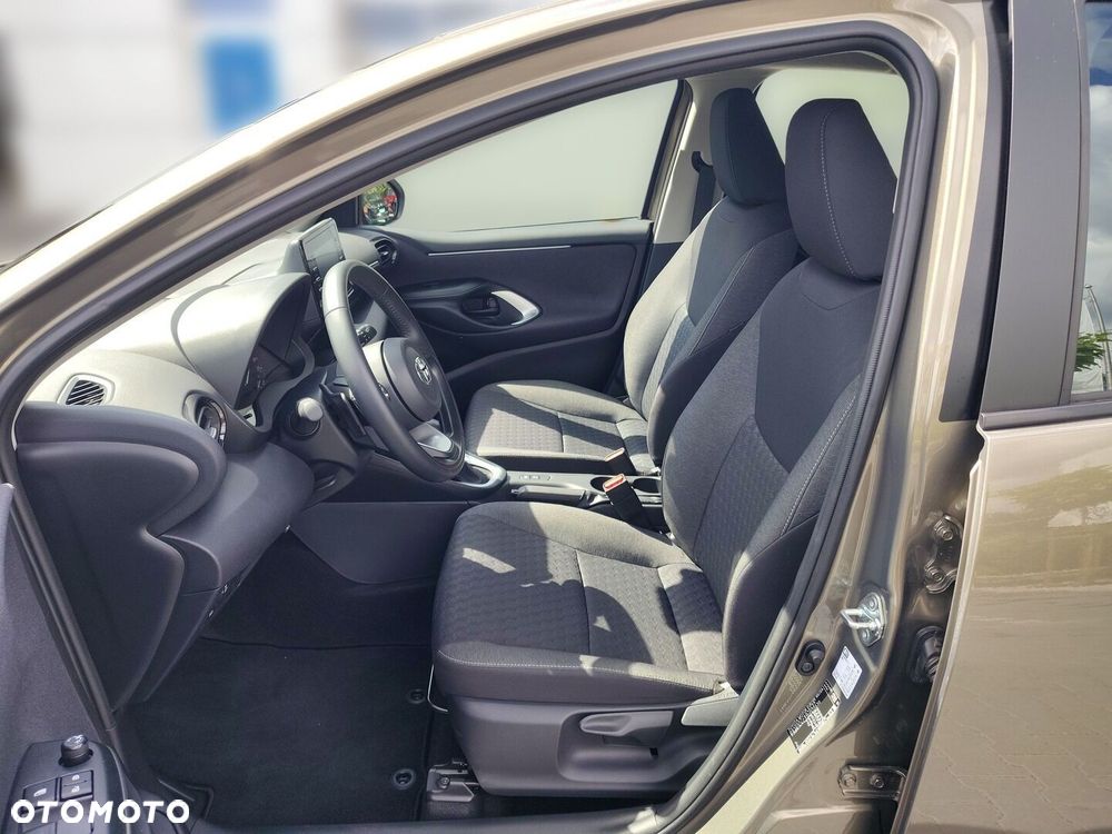 Toyota Yaris 1.5 Comfort CVT - 8