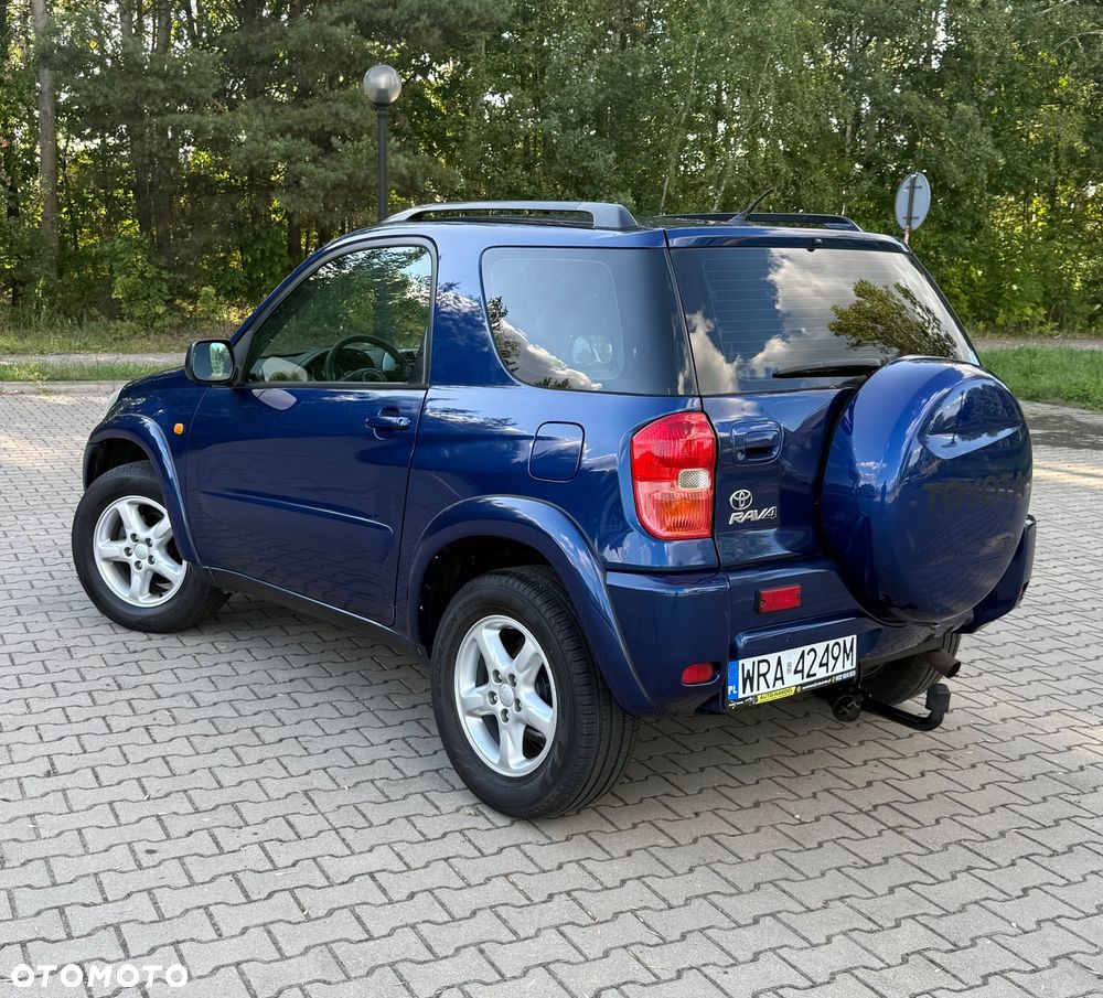 Toyota RAV4 4x4 Edition - 11