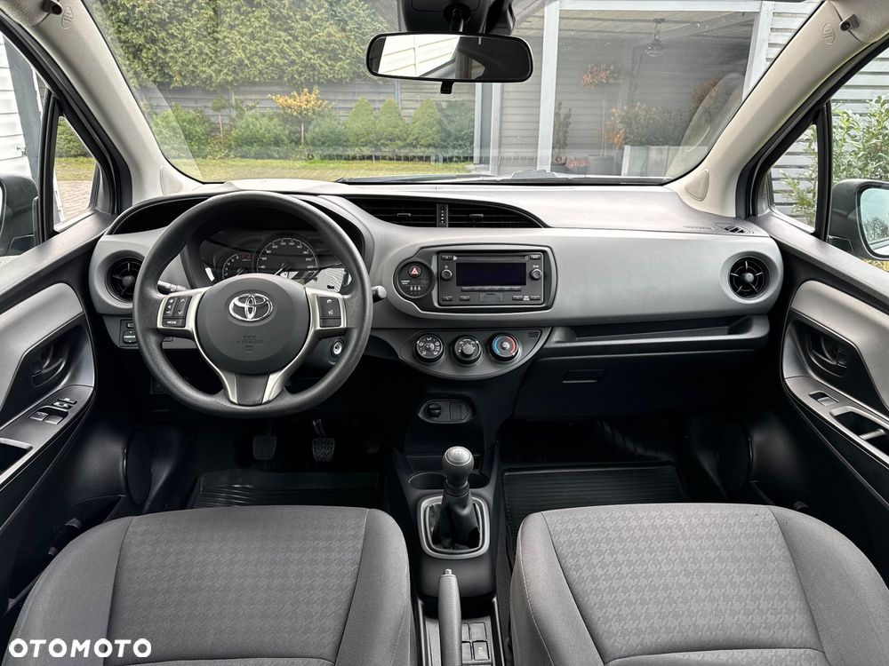 Toyota Yaris 1.0 Active EU6 - 7