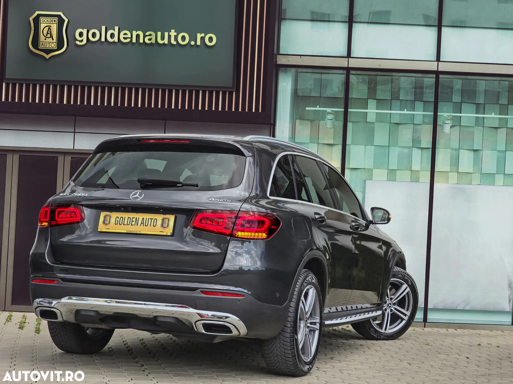 Mercedes-Benz GLC - 29