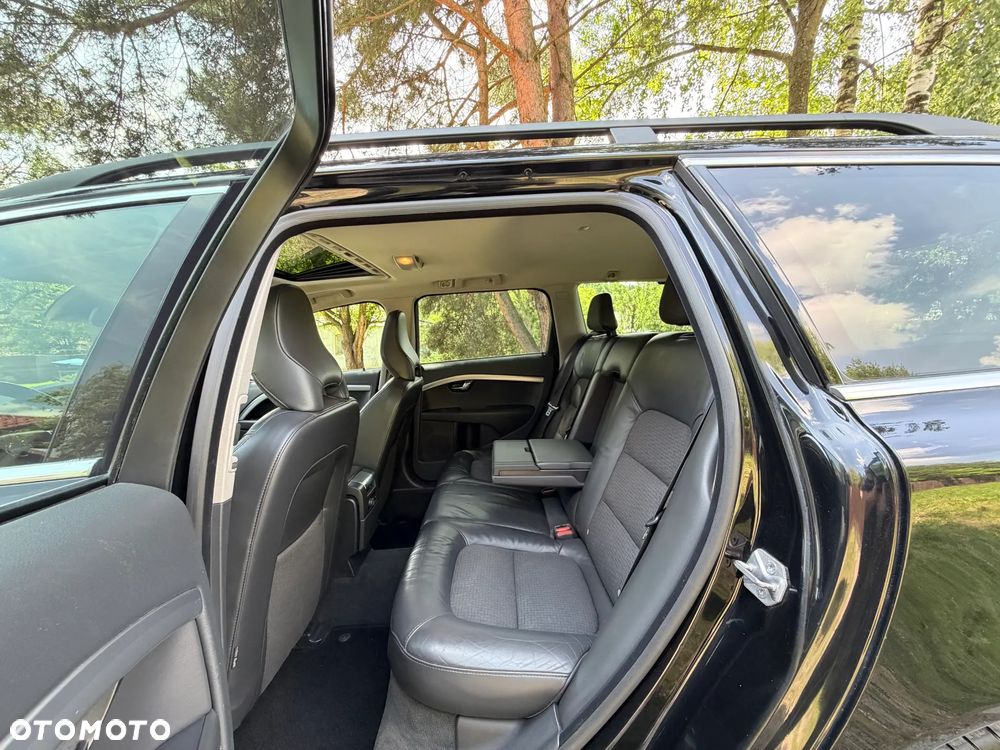 Volvo V70 D3 Edition - 24