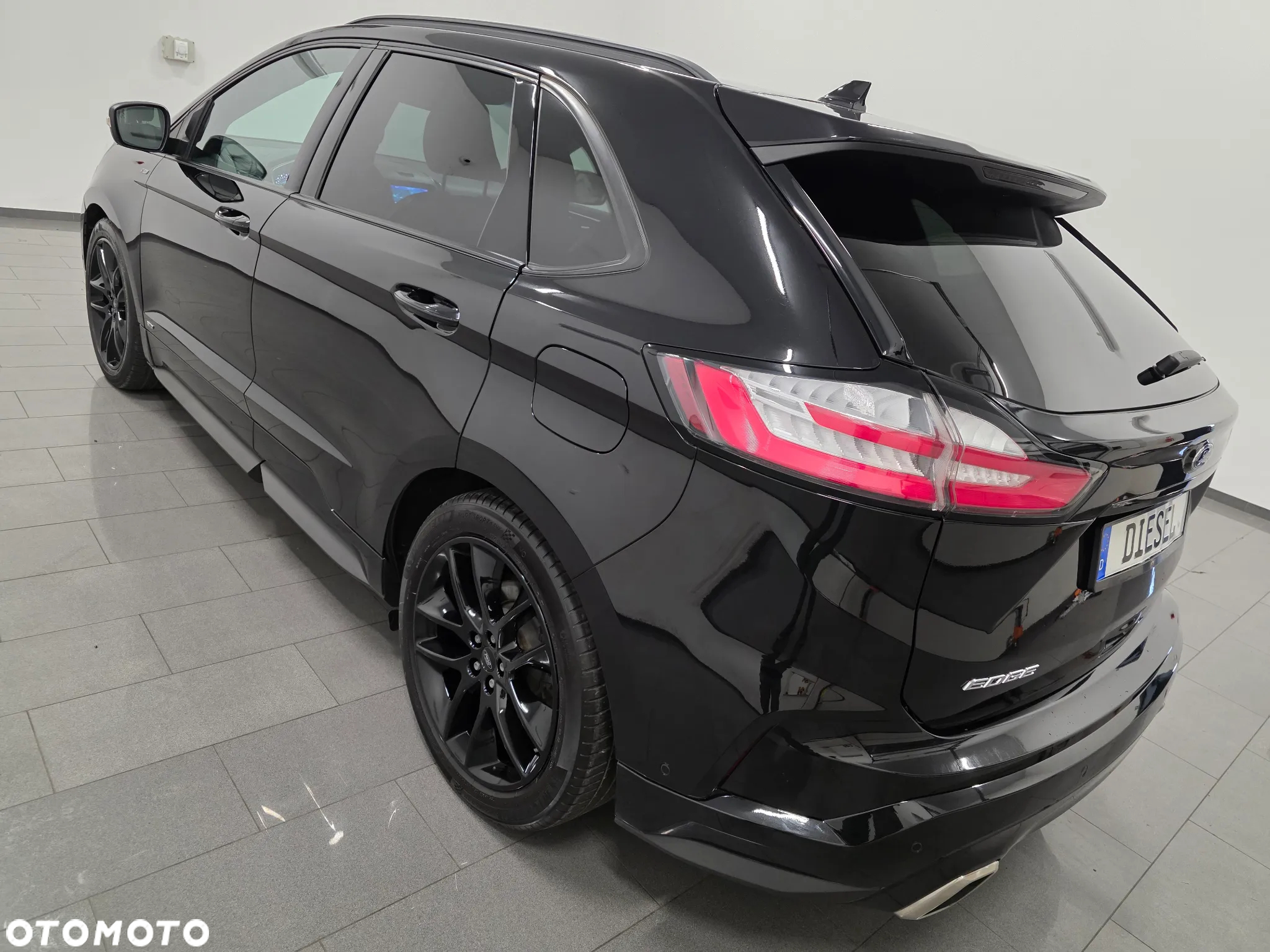 Ford Edge 2.0 EcoBlue Twin-Turbo 4WD ST-Line - 32