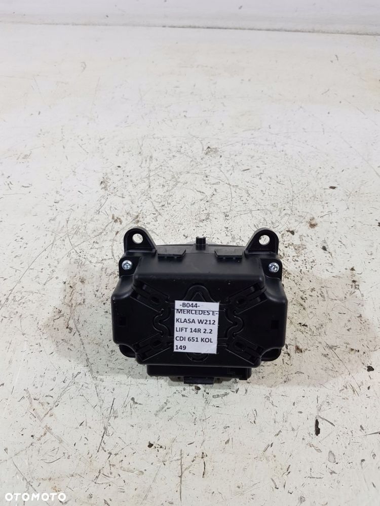 przełącznik radia nawigacji a2129007619 mercedes e-klasa w212 lift eu - 7