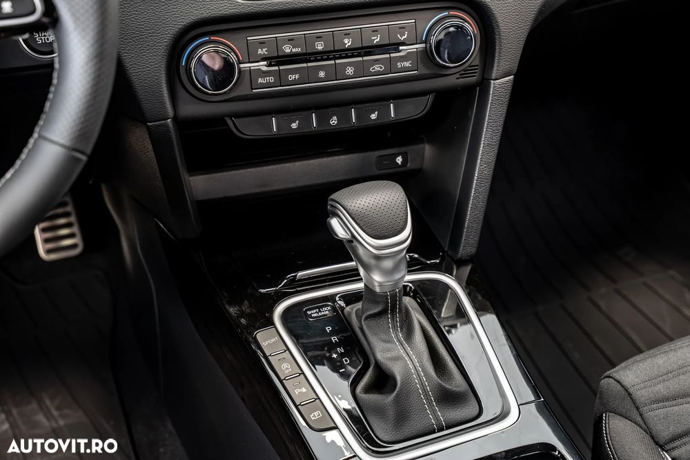 Kia XCeed 1.5 T-GDI 7DCT GT Line - 9