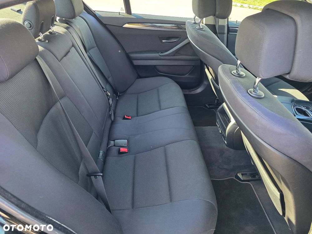 BMW Seria 5 520d - 17