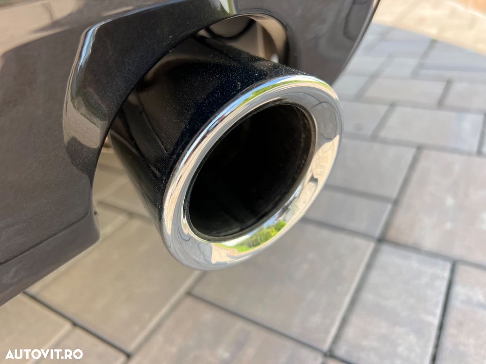 BMW Seria 6 640d xDrive - 32