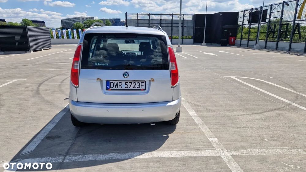 Skoda Roomster 1.4 16V Comfort - 6