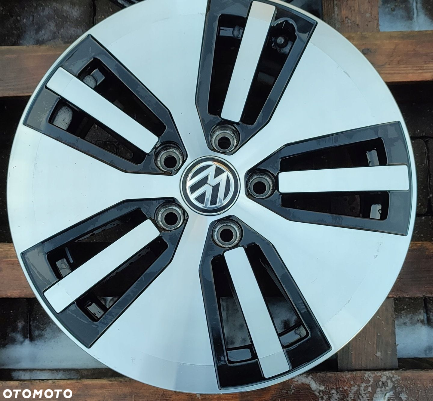 Felgi Aluminiowe Oryg. Vw Golf VII 16 Cali 5x112 6,5Jx16 Et46 Ø57,1mm - 2