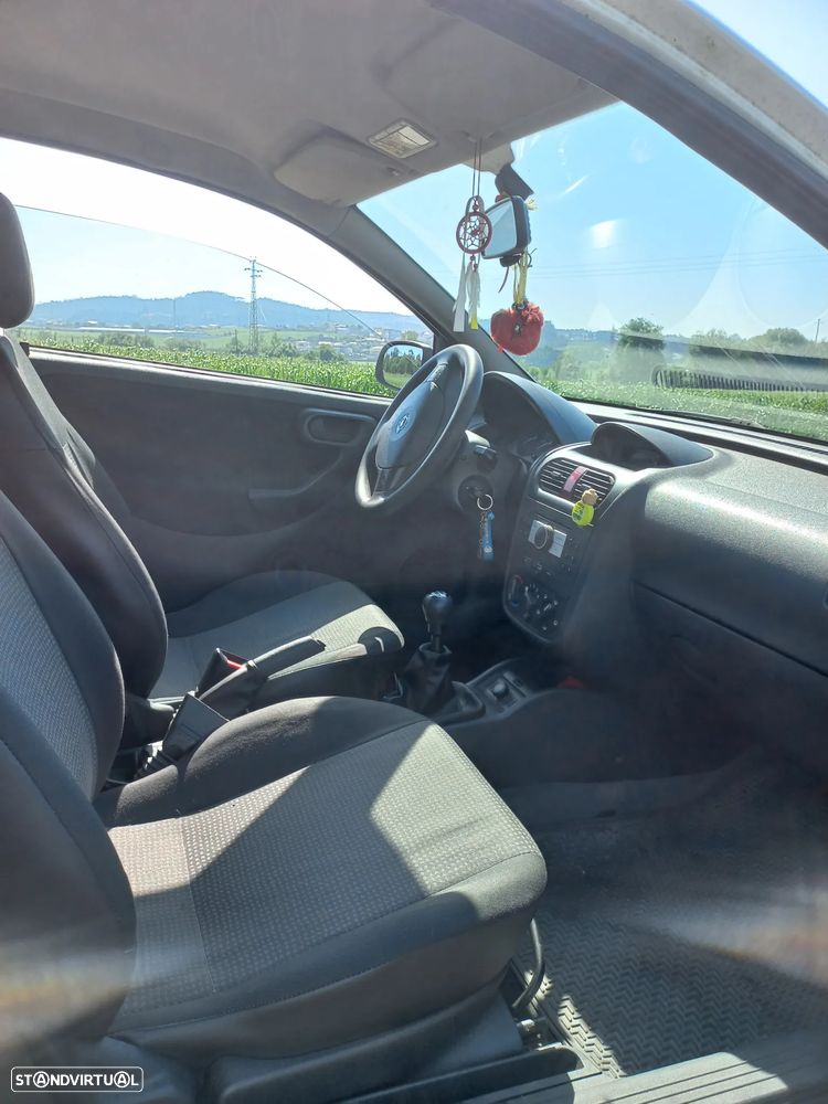Opel Corsa 1.3 CDTi First - 9