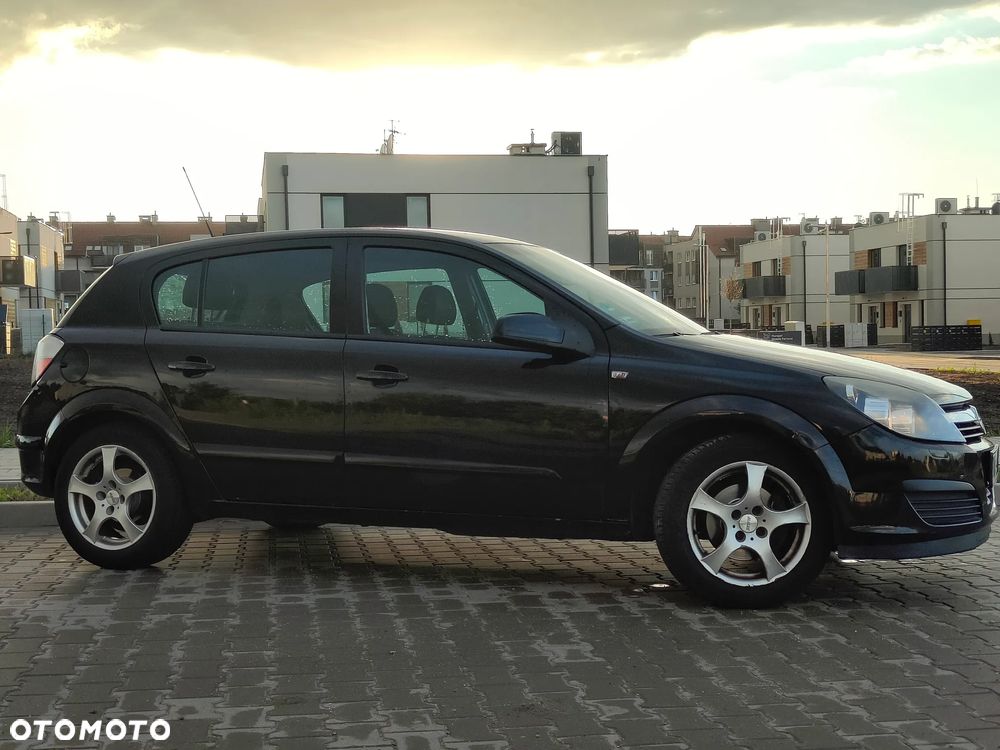 Opel Astra 1.6 Enjoy - 13
