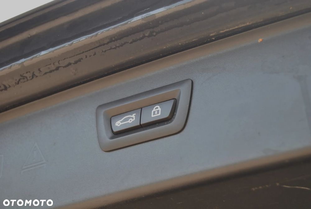 BMW Seria 5 520d Luxury Line - 17