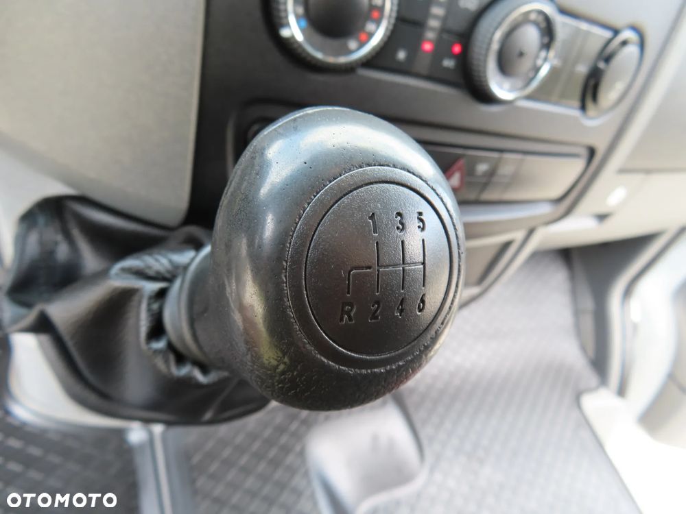 Mercedes-Benz Sprinter 519 CDI V6 3.0 CDI 190 KM FIRANA X 2, Dach Suwany Skrzynia 4880 mm Dł. 10 E.Palet 2450 mm Wysokość Duża Skrzynia Na Narzędzia JEGGER Koła Bliźniacze WZMACNIANY DMC 3,5 T, Kat. Prawa Jazdy B, HAK 2000 Kg, Stan Samochodu Wizualny I Techniczny Jak NOWY Dostępny Gotowy Do Pracy UNIKAT - 39