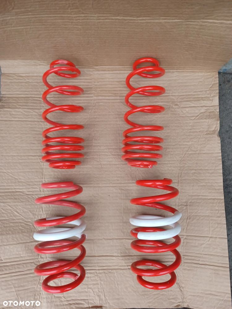 Audi A5 8T Sprezyny czerwone obnizajace sprezyna przod tyl Stan nowy kpl sportowe - 1