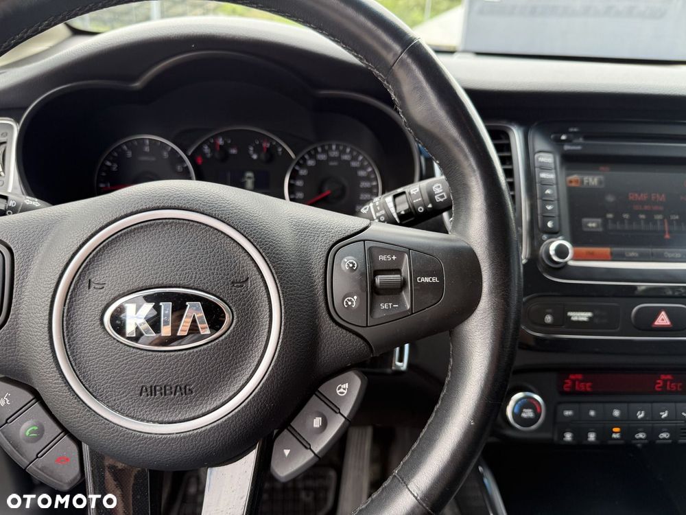 Kia Carens 1.6 GDI M - 14