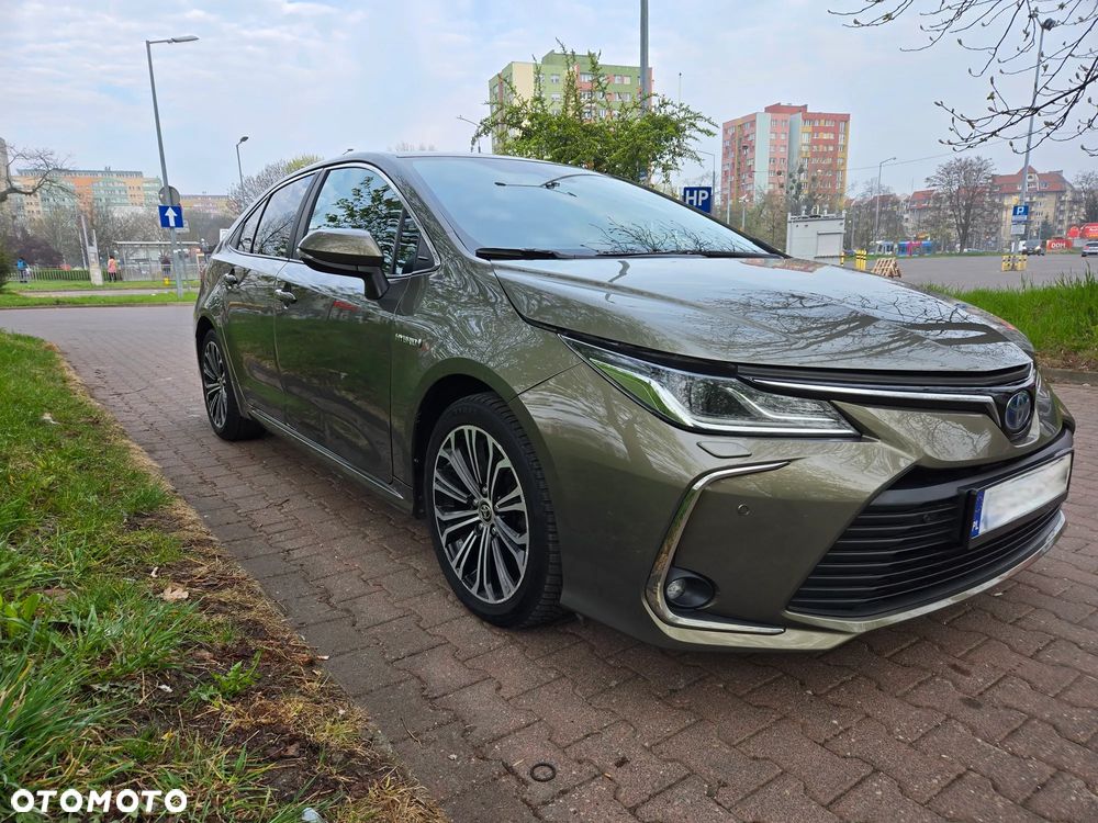 Toyota Corolla 1.8 Hybrid GPF Executive - 3