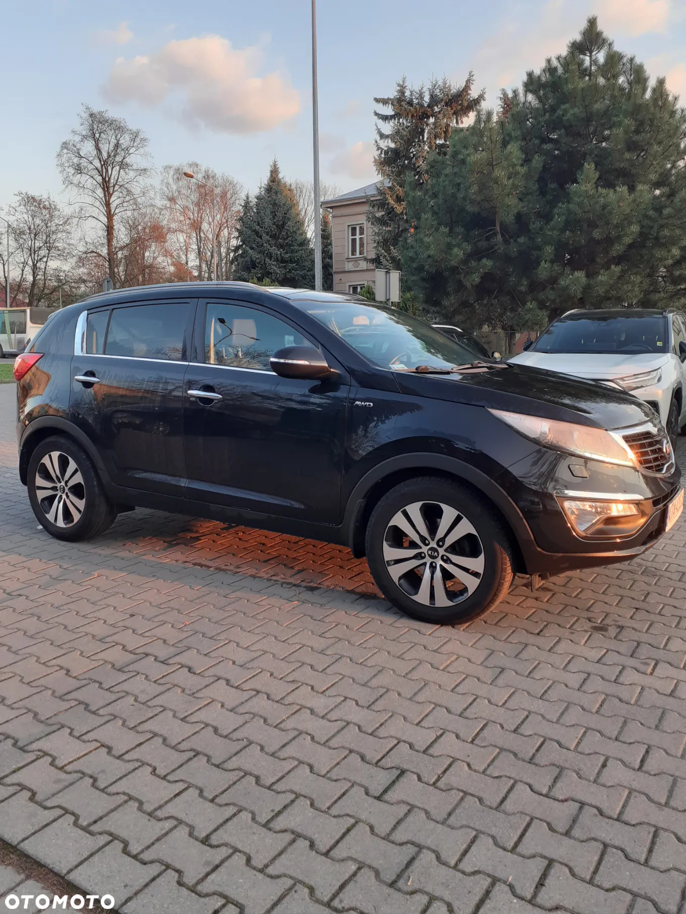 Kia Sportage 2.0 CRDI XL - 3