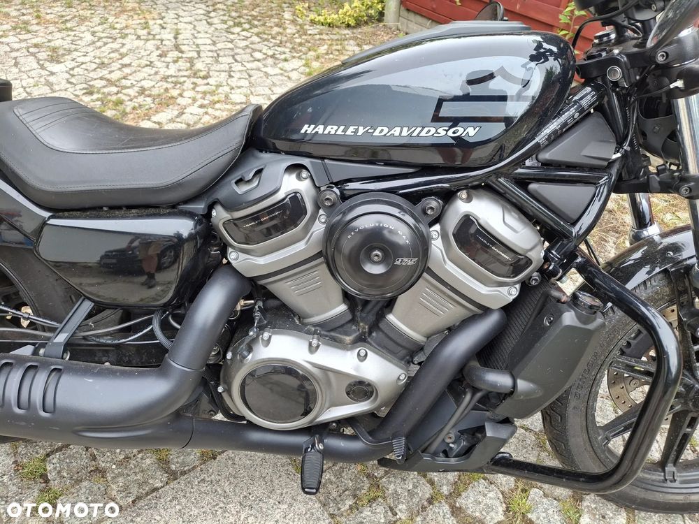 Harley-Davidson Sportster Nightster 975 - 9