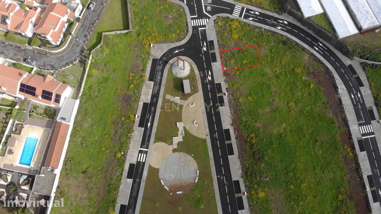 Terreno Urbano em Ponta Delgada - Oportunidade Única! - Grande imagem: 2/14